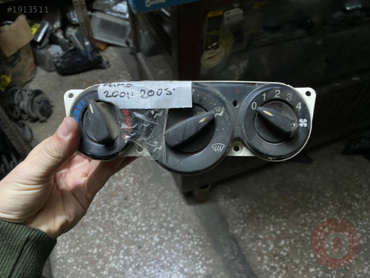 FORD FOCUS KALORİFER KUMANDA PANELİ DÜĞMELERİ VAR 98-2005
