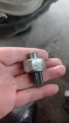 Toyota coralla darbe sensörü 93 2001