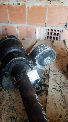 Citroen C5 - Peugeot 406 aks bağlantı ayağı çıkma
