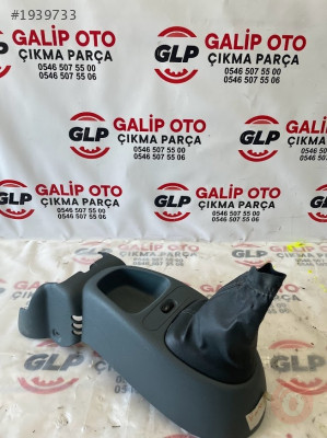 Renault Kangoo 1-2 Orta Konsol Hatasız Orjinal Çıkma