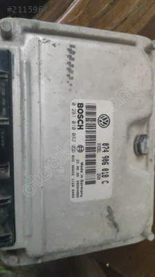 074 906 018 C TRANSPORTER T4 2.5 MOTOR BEYNİ