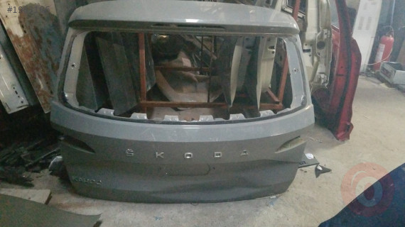 skoda karoq bagaj kapağı
