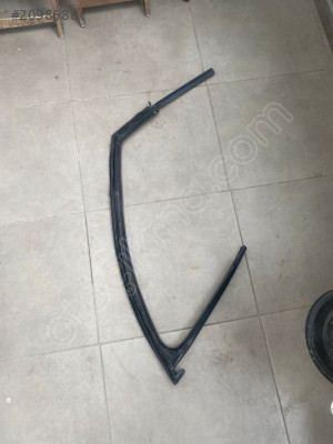 5H4837439B vw golf 8 ön sağ kapı çerçeve fitili