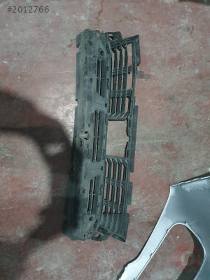 PEUGEOT 3008 ÖN TAMPON IZGARASI ORJİNAL ÇIKMA