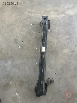 BMW F20 116 118 120 ÇIKMA ARKA TAMPON DEMİRİ