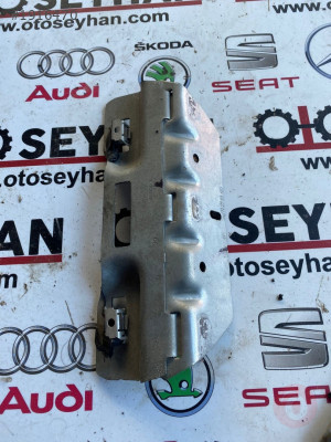 1K5858687 vw jetta 2008 tavan tutamağı bağlantı demiri