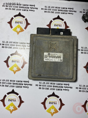 VOLKSWAGEN PASSAT CİKMA MOTOR BEYNI  03G906018