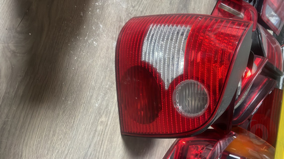 Volkswagen Polo sol arka stop lambası