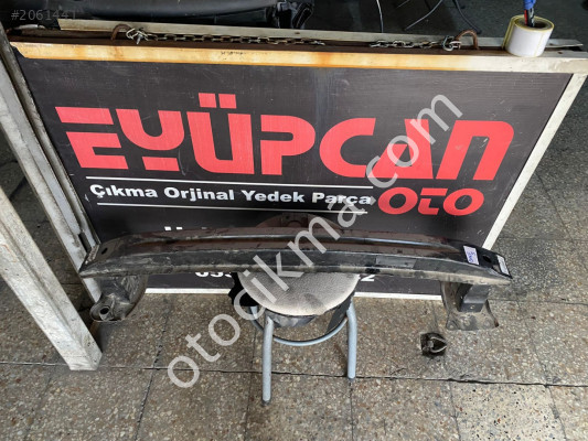 VOLKSWAGEN GOLF 5 ÖN TAMPON DEMİRİ ORJİNAL