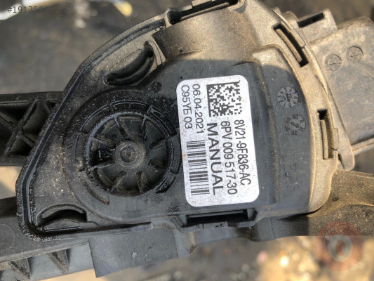 FORD COURİER GAZ PEDALI