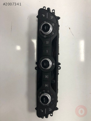 AUDİ A4 KİLİMA KONTROL PANELİ 8W00043R82
