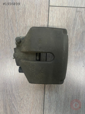 Çıkma Fren Kaliper Sağ Ön VW Passat B6 2006-2010