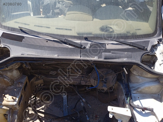 Fiat Doblo ön cam izgarasi