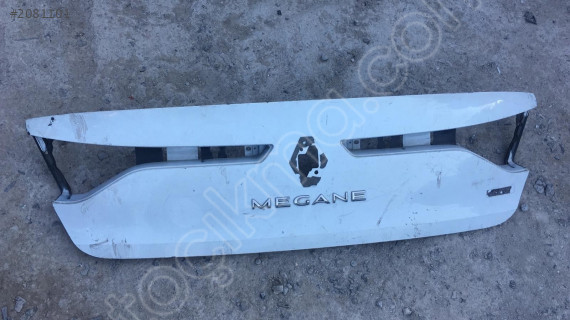 RENAULT MEGANE 4 BAGAJ KAPAĞI KAPLAMASI