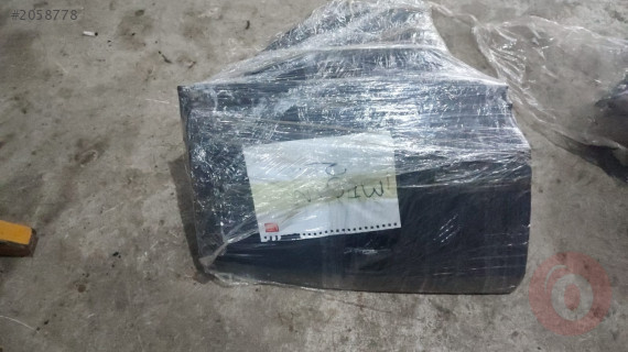 Megane 2 orjinal çıkma torpido gözü ve kapağı siyah