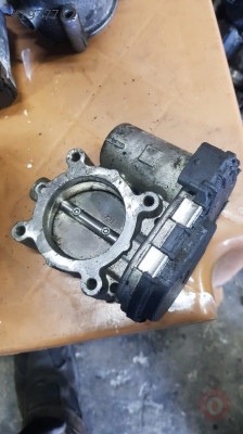 mercedes w204 c180 çıkma gaz kelebeği