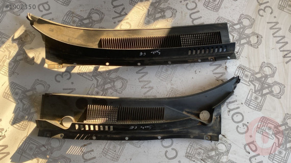 HYUNDAİ SANTA FE 2000 - 2005 CAM ÖNÜ IZGARASI