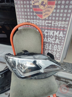 Seat ibiza sağ far ledli orjinal çıkma parça