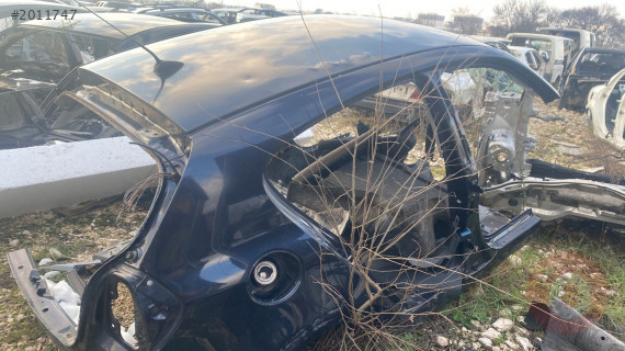 BMW 1.16 SAĞ ARKA KESME ÇAMURLUK OTO FEDAİ