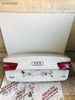 Audi a6 bagaj kapağı