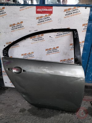 Nissan Primera 2003-2008 sağ arka kapı