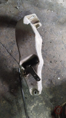 Vectra b motor bağlantı braketi çıkma