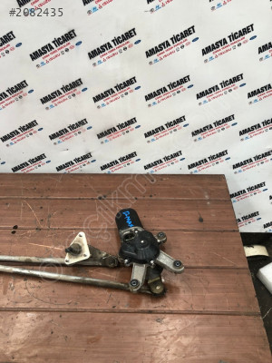 Isuzu dmax silecek mekanizması