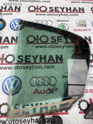 volkswagen passat B7 sol arka kapı kelebek cam