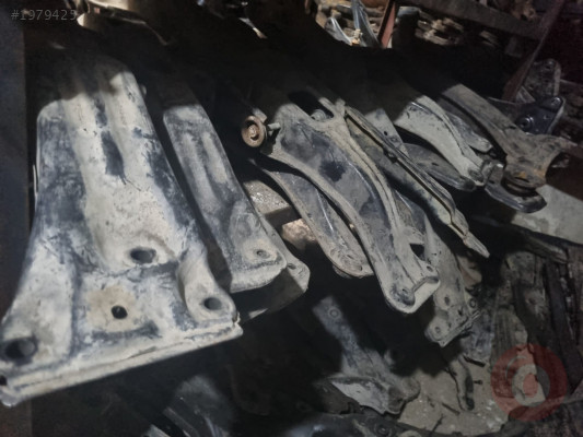 2009-2012 TOYOTA YARİS ÇIKMA TEMİZ MOTOR TRAVERSİ