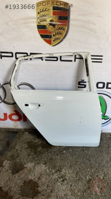 VOLKSWAGEN  GOLF 6 SAĞ ARKA KAPI ÇIKMA ORJİNAL