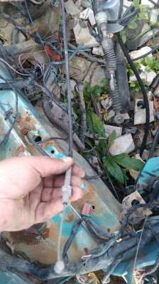 mitsubishi lancer çıkma gaz teli
