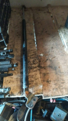 Mazda e2200 bagaj amortisör çıkma