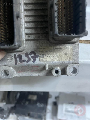 1039S06866- 0281208670 OPEL CORSA 1.2 ÇIKMA MOTOR BEYNİ