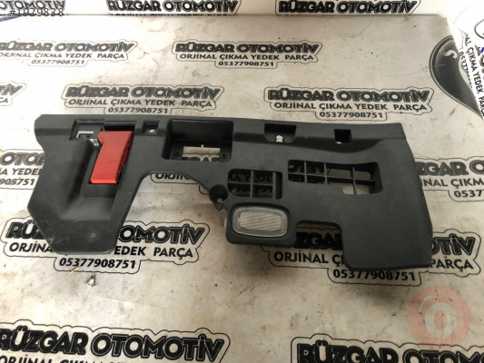 A1766800006 Mercedes Cla 2013 model plastik