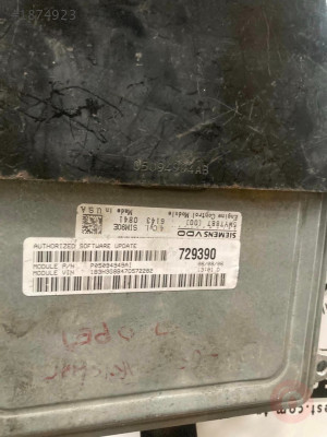 Dodge Caliber P04692101AD 5WY7887