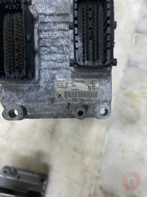 0261208253 55352622 OPEL CORSA 1.2 ÇIKMA MOTOR BEYİNİ