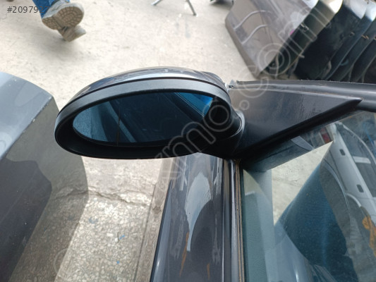 BMW E87 1 kasa Sol yan ayna