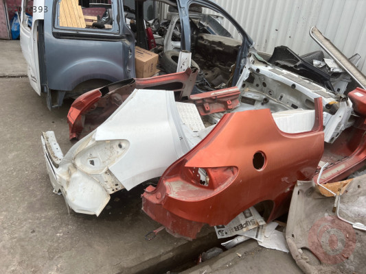 Peugeot 206 Çıkma arka çamurluk