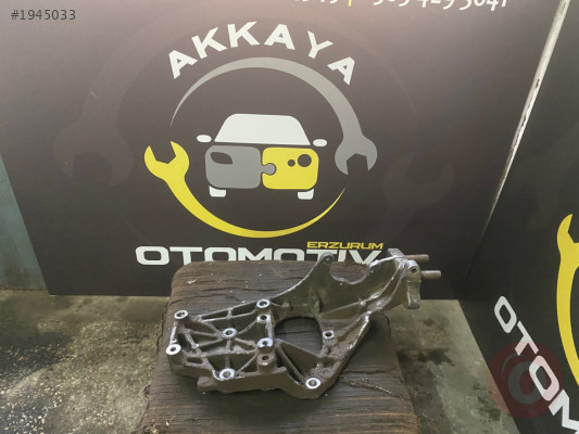 Mondeo Mk2 2.0 Motor Kulağı - Alternatör Braketi Çıkma