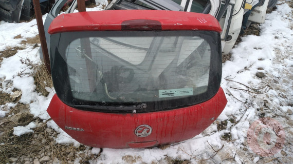 Opel corsa d çıkma bagaj kapağı