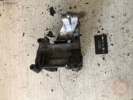 OPEL VECTRA B MOTOR KULAĞI ÇIKMA ORJİNAL 90495513