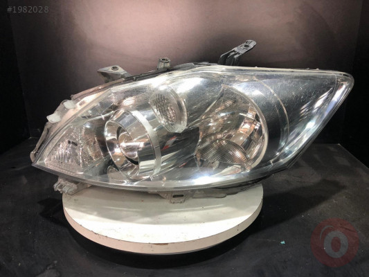 TOYOTA AURİS 10-12 SOL FAR 8117002540