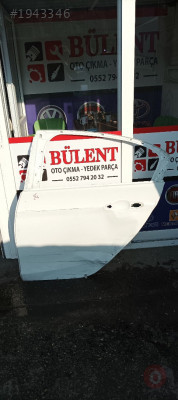 Fiat Egea sol arka kapı orijinal çıkma