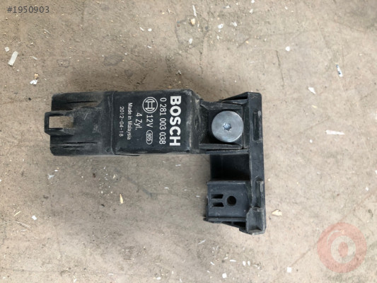 0281 003 038 Volkswagen Caddy röle