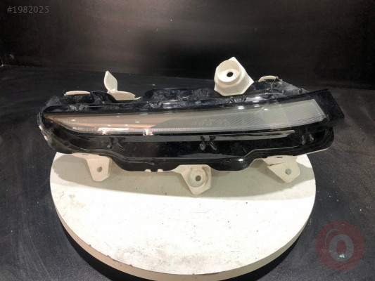 PEUGEOT 2008 SOL GÜNDÜZ FARI 9824241480