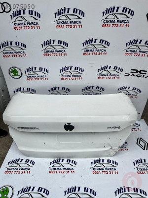 Fiat Egea arka bagaj kapağı çıkma