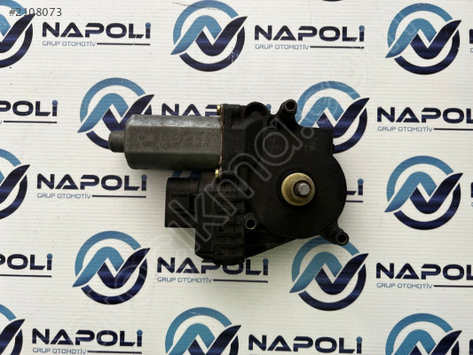 0130821786 AUDİ A4 SAĞ ÖN CAM MOTORU 1998/2003