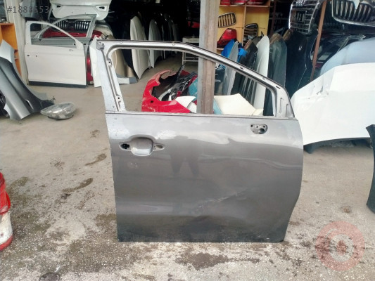 Citroen C3 AirCross sağ ön kapı
