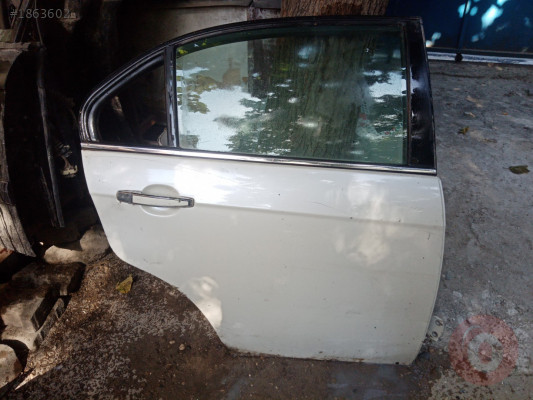 Chevrolet Epica Sağ Arka kapi
