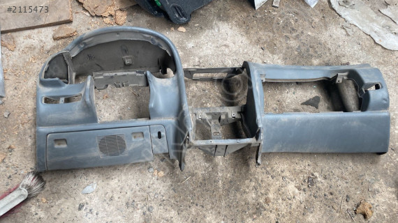 RENAULT LAGUNA 1 ÖN GÖĞÜSLÜK